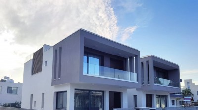 Refined Central Living 