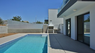 Refined Central Living 