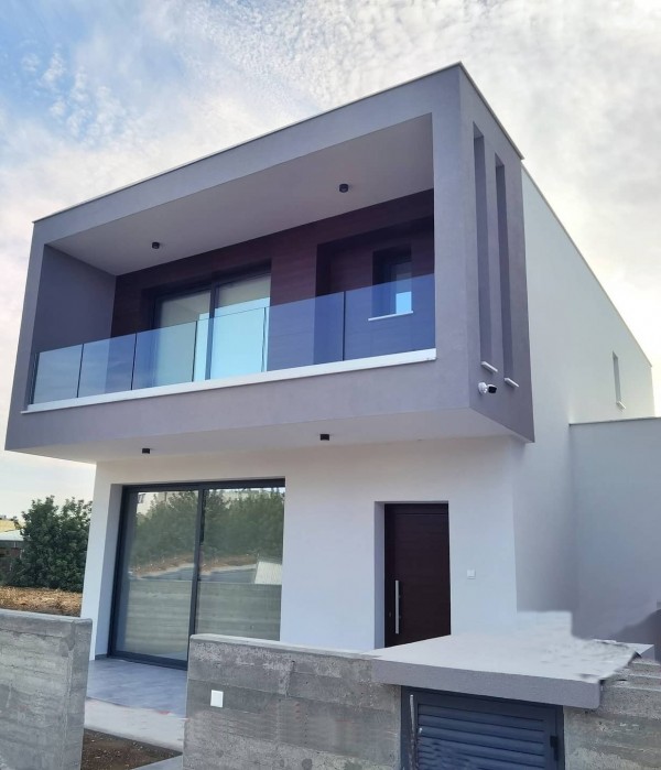Refined Central Living 